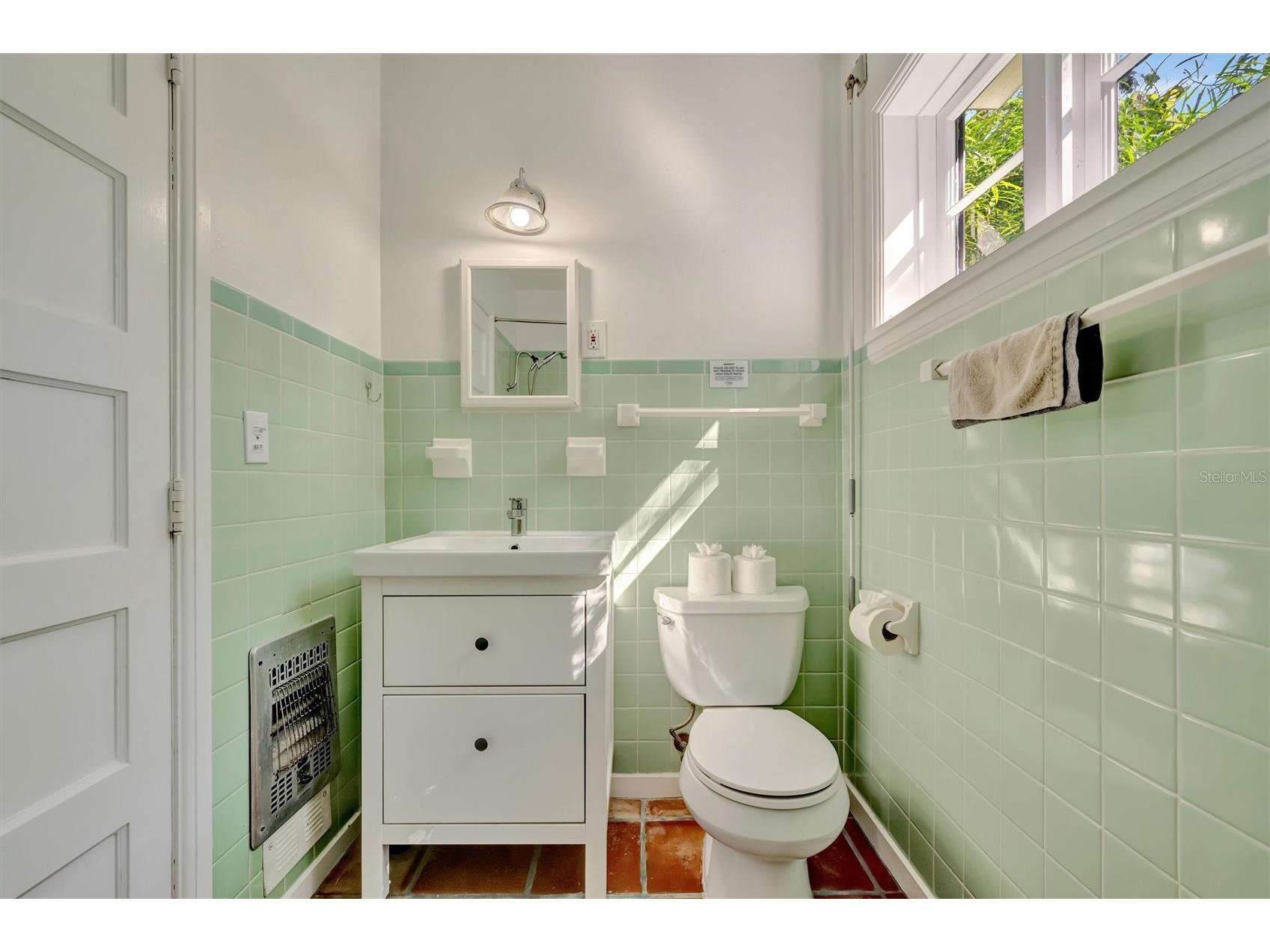 4237 Higel Avenue Sarasota FL 34242 A4686838 image30