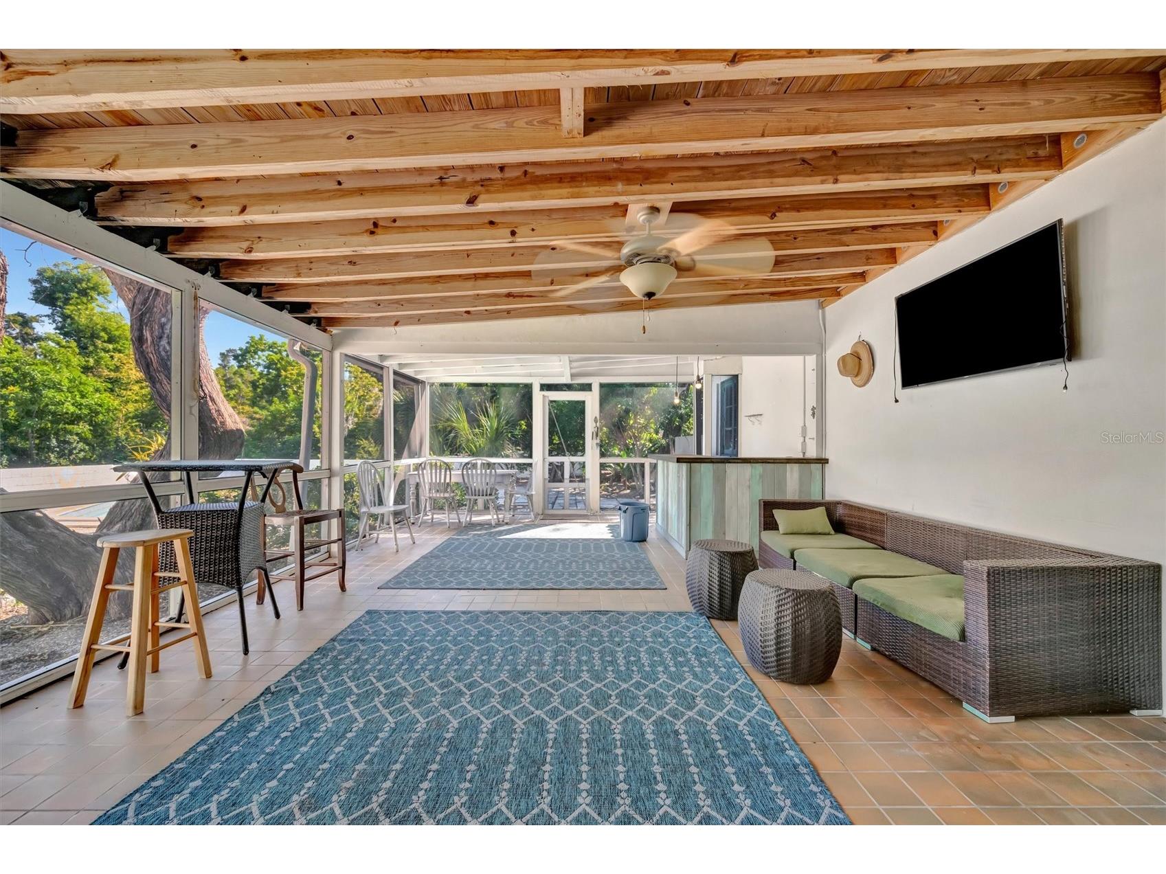 4237 Higel Avenue Sarasota FL 34242 A4686838 image36