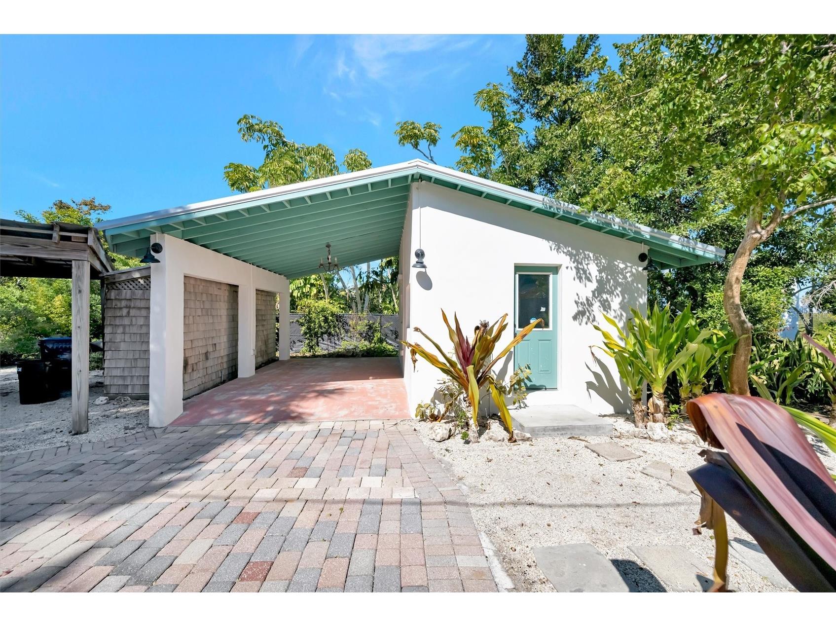 4237 Higel Avenue Sarasota FL 34242 A4686838 image7