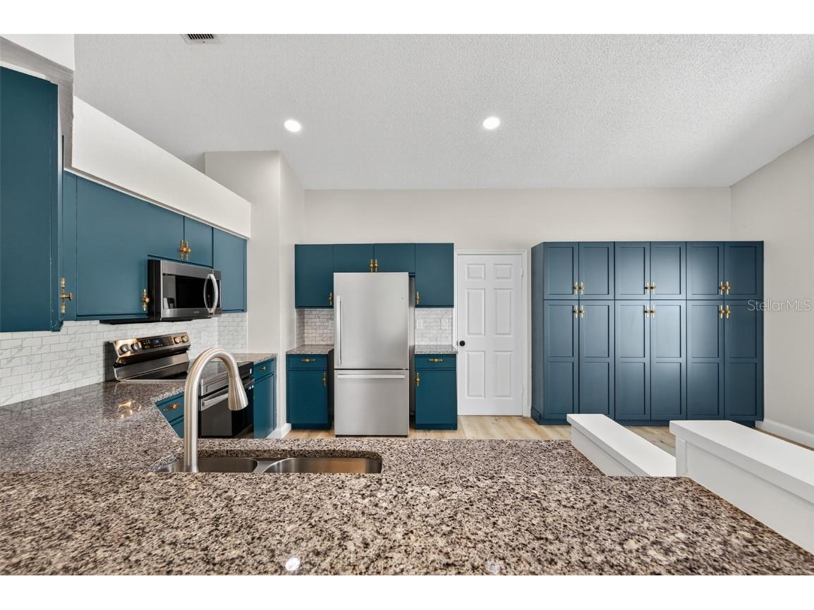 4237 Northampton Drive New Port Richey FL 34653 TB8433317 image23