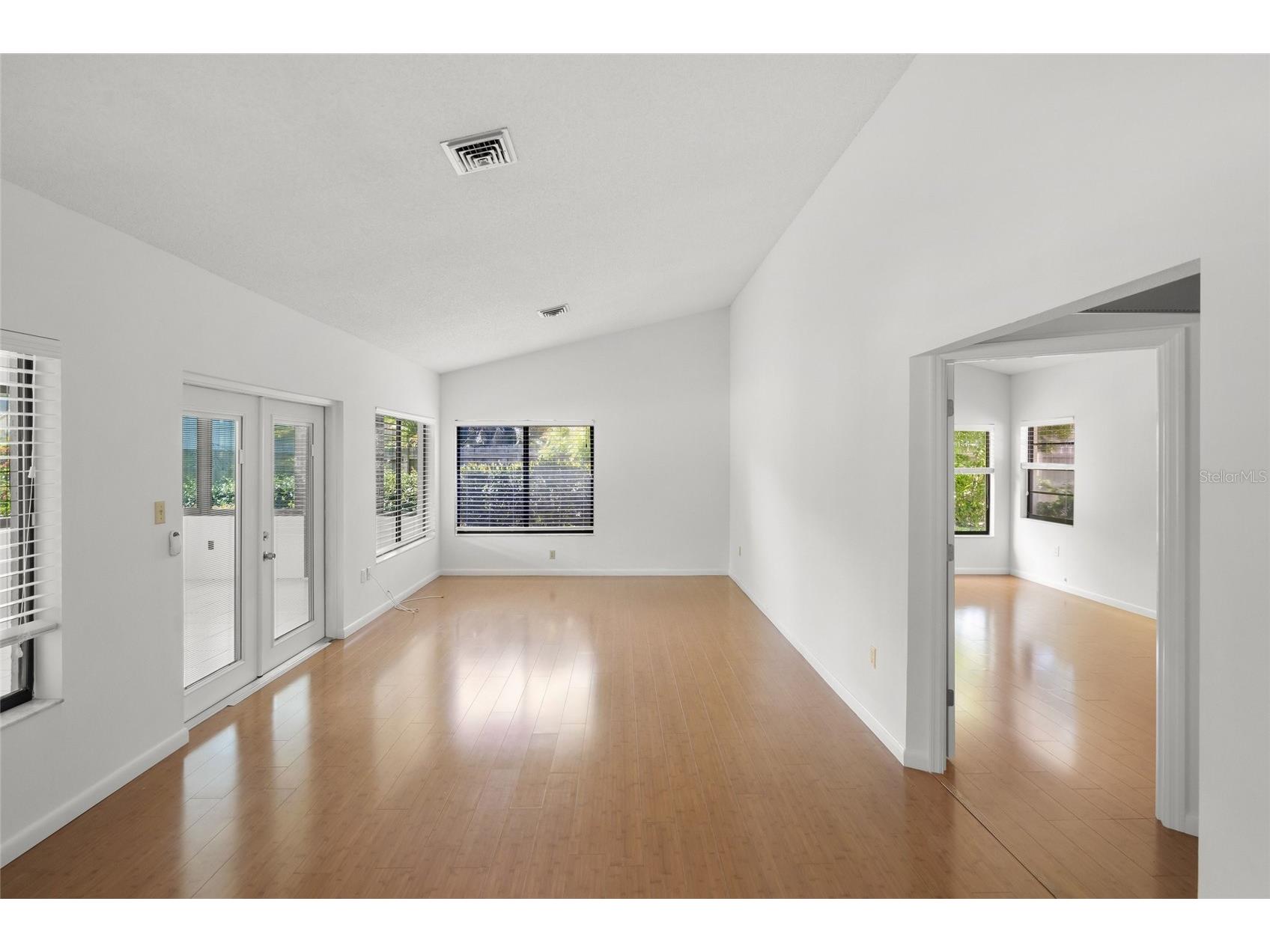 4238 Carriage Drive #46 Sarasota FL 34241 A4689666 image10