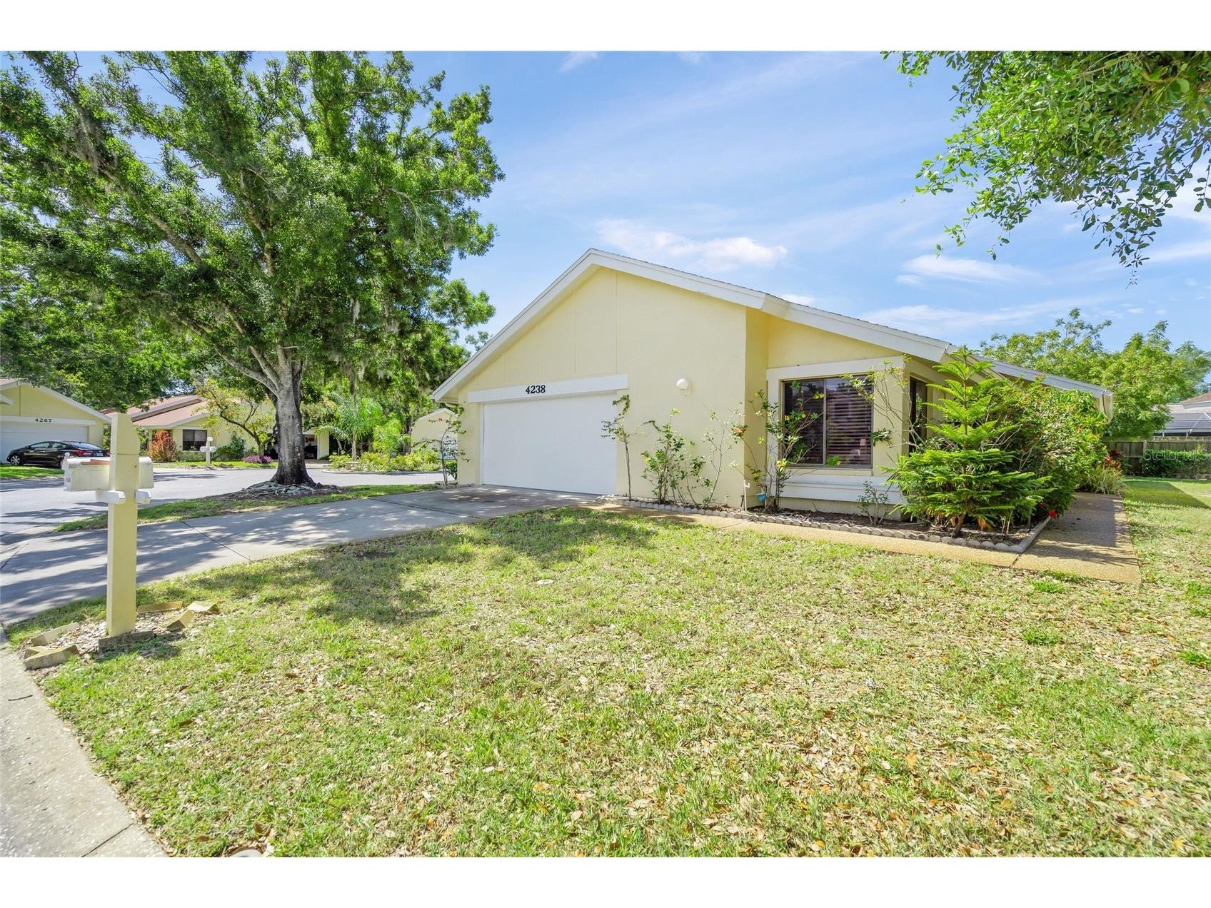 4238 Carriage Drive #46 Sarasota FL 34241 A4689666 image2