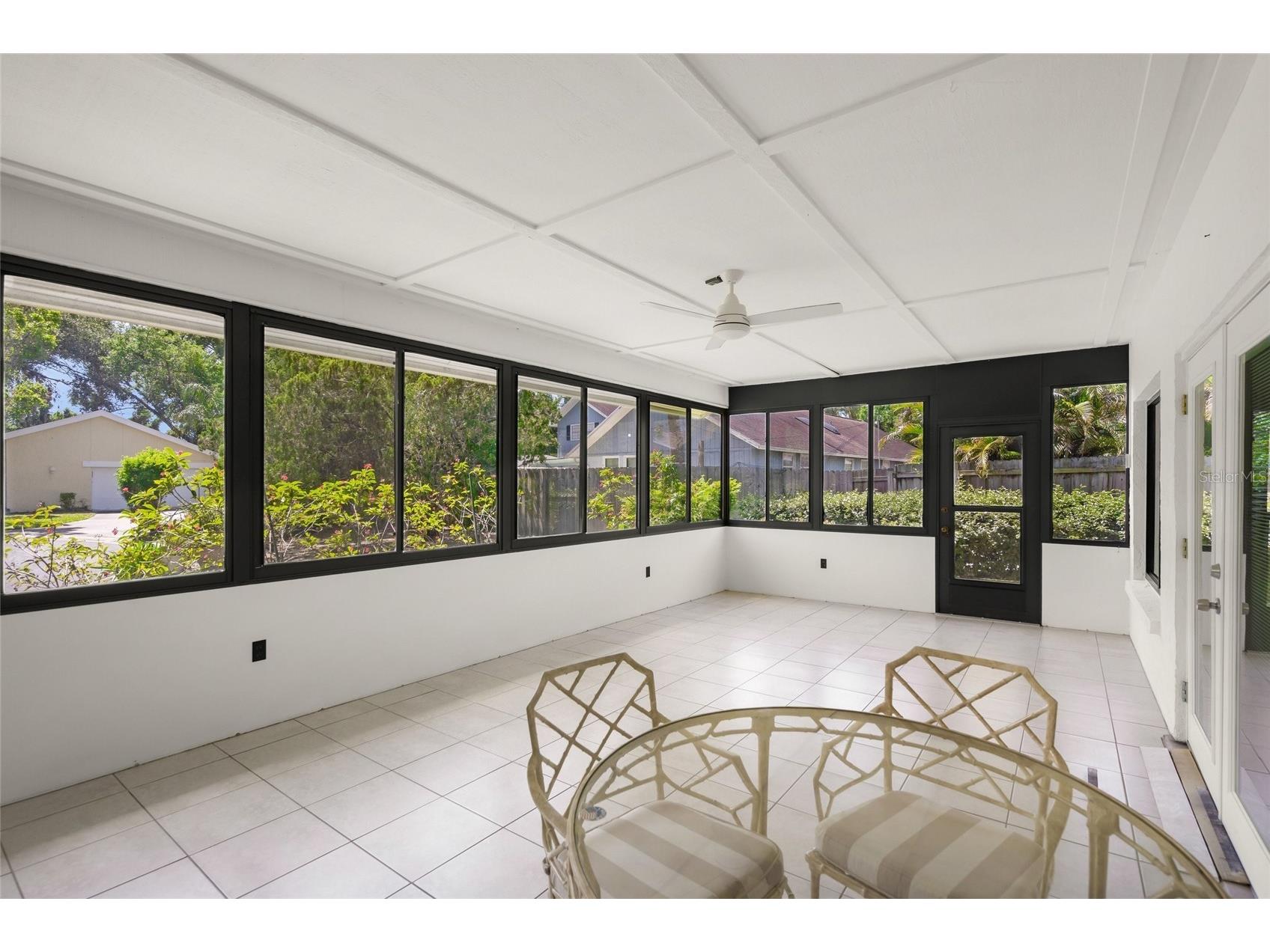 4238 Carriage Drive #46 Sarasota FL 34241 A4689666 image25