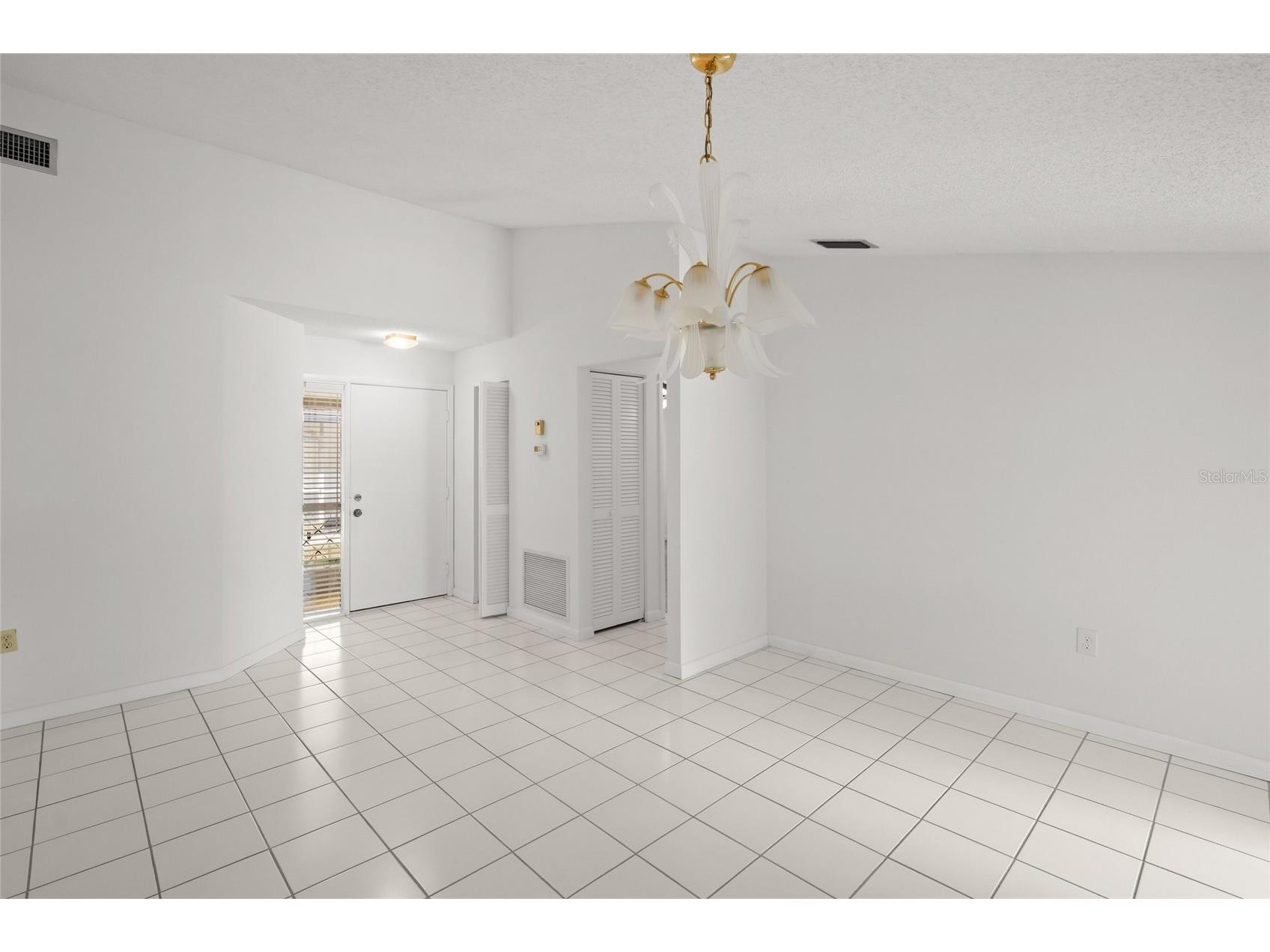 4238 Carriage Drive #46 Sarasota FL 34241 A4689666 image8