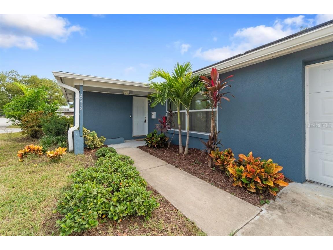 4238 Glissade Drive New Port Richey FL 34652 W7879602 image1