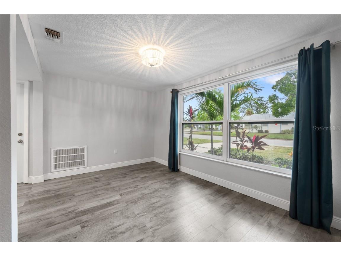 4238 Glissade Drive New Port Richey FL 34652 W7879602 image4