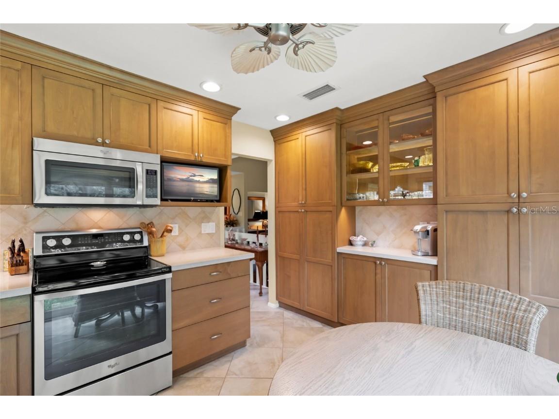 4239 Carriage Drive #36 Sarasota FL 34241 A4660607 image13