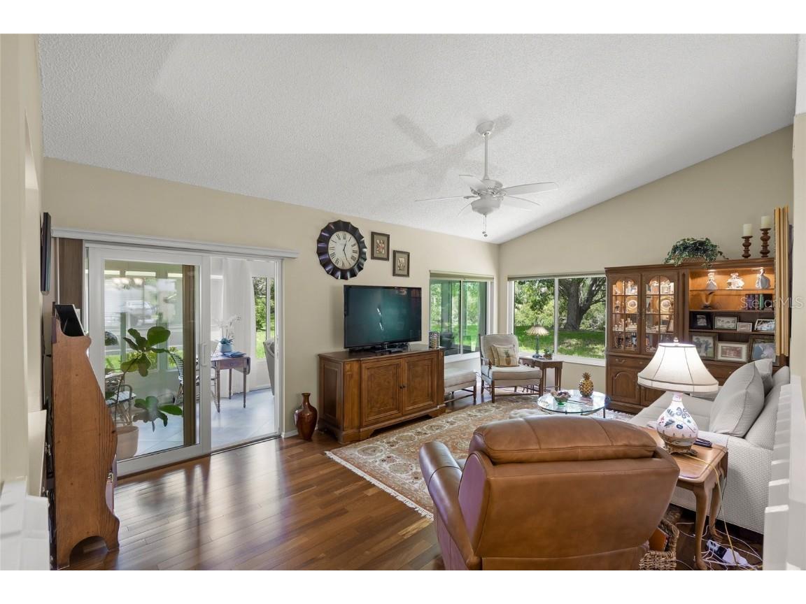 4239 Carriage Drive #36 Sarasota FL 34241 A4660607 image7