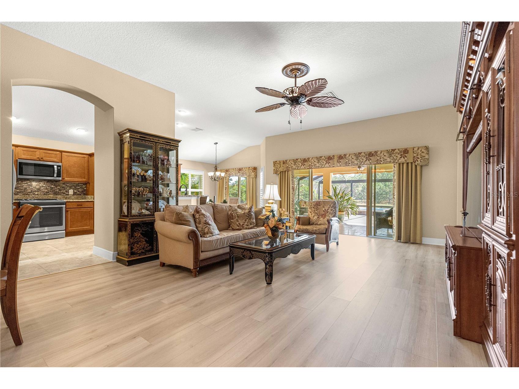 4239 Deskin Lane The Villages FL 32163 OM718369 image15