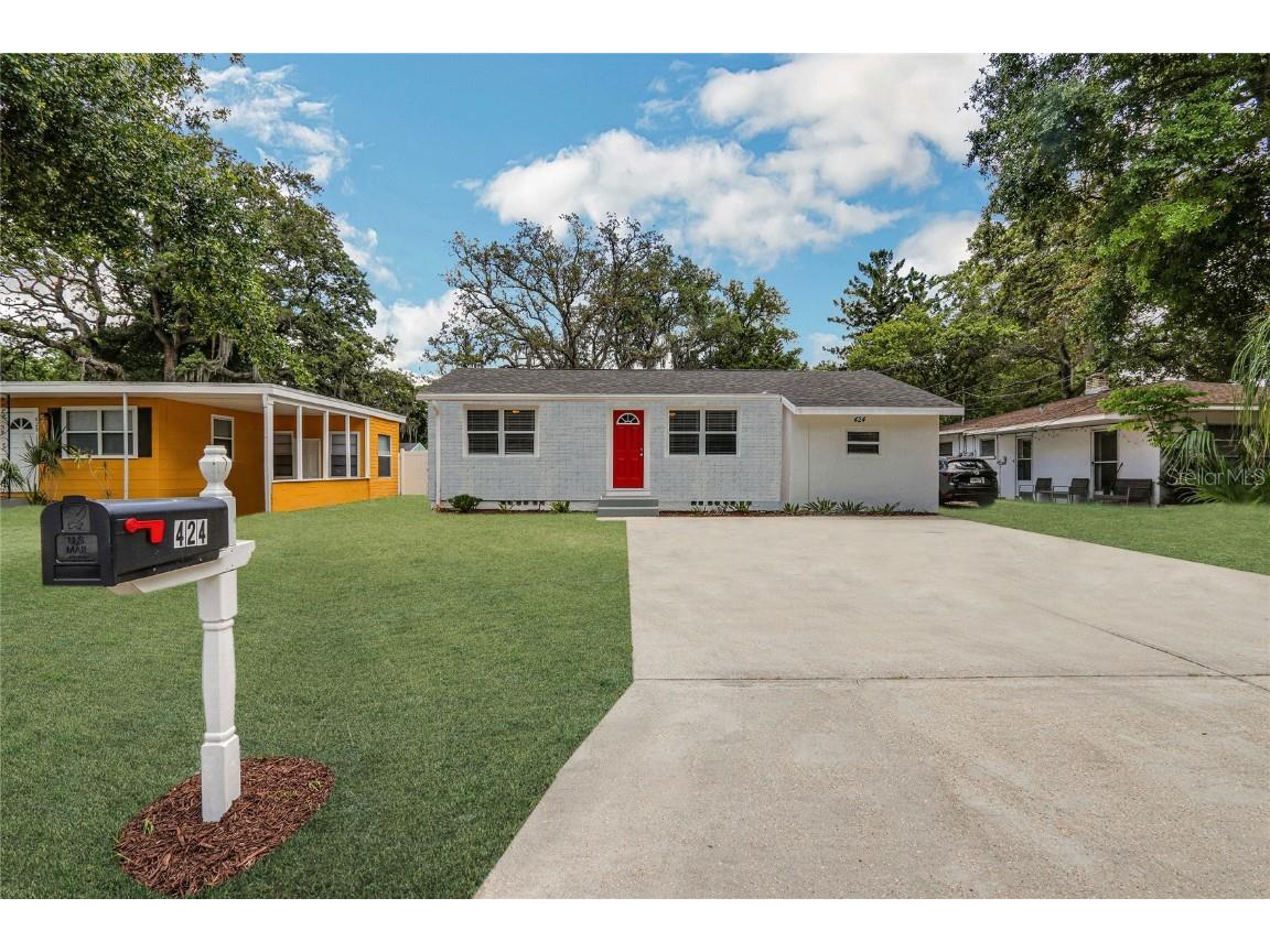424 4th Street NW Largo FL 33770 O6131224 image1