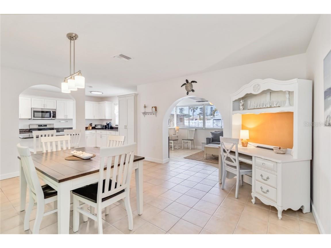 424 62nd Street Holmes Beach FL 34217 A4645810 image10