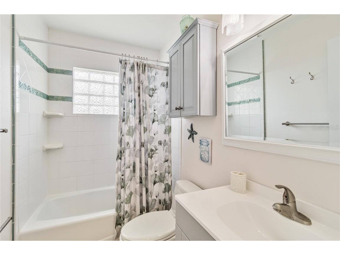 424 62nd Street Holmes Beach FL 34217 A4645810 image28