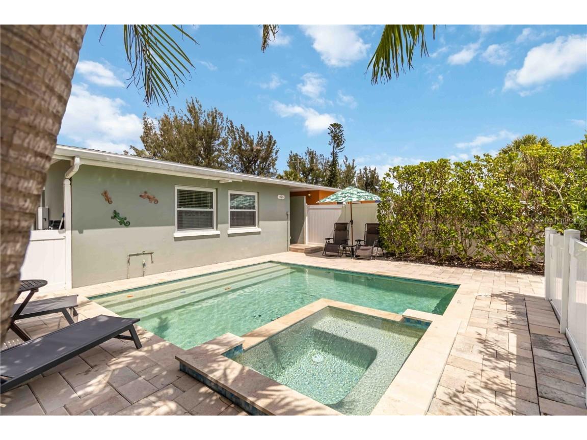 424 62nd Street Holmes Beach FL 34217 A4645810 image4