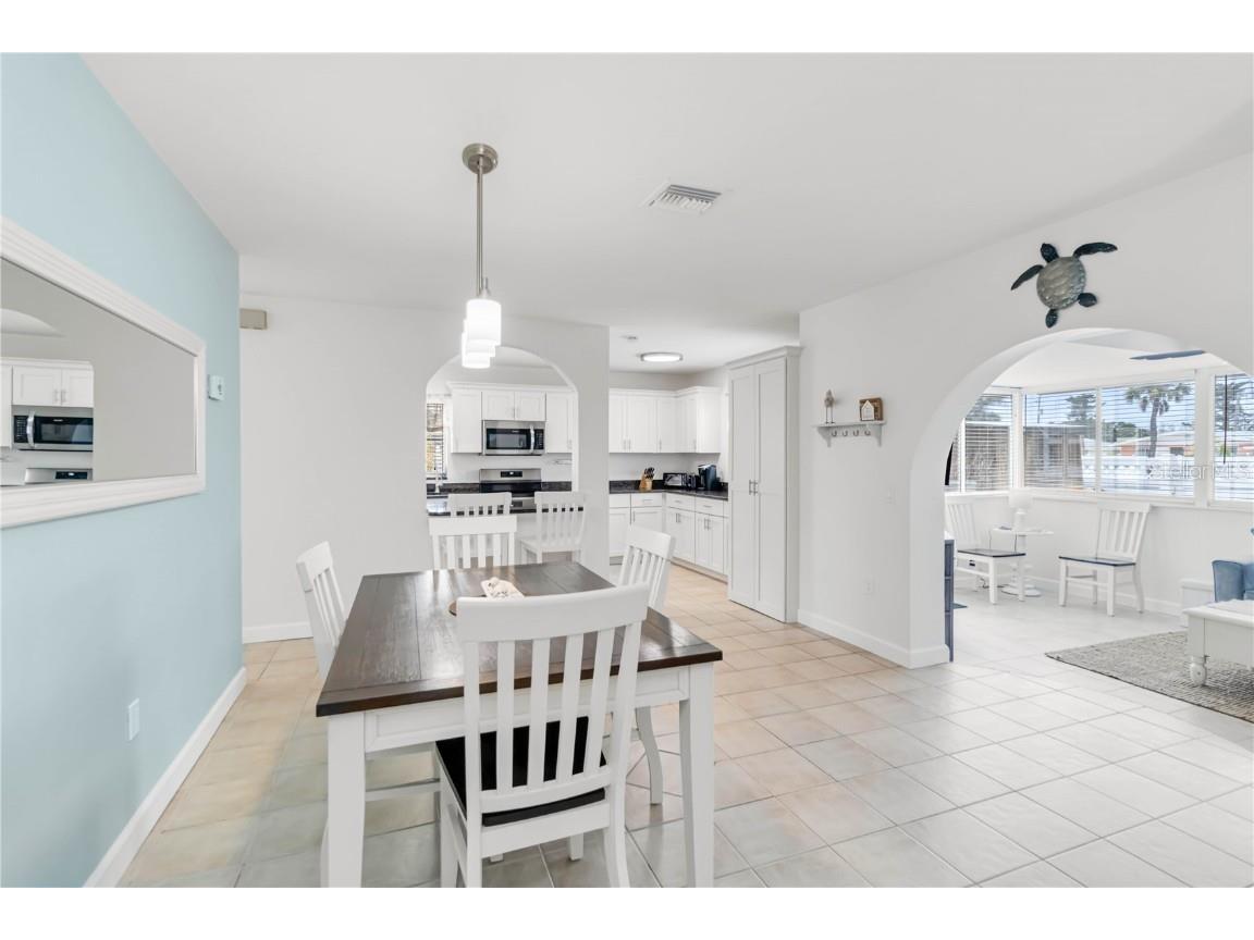 424 62nd Street Holmes Beach FL 34217 A4645810 image9