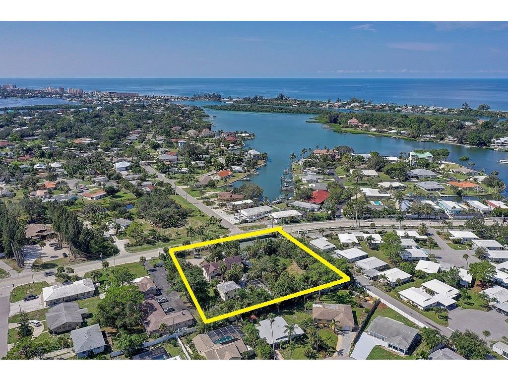 424 Albee Road W #1 Nokomis FL 34275 N6128514 image7