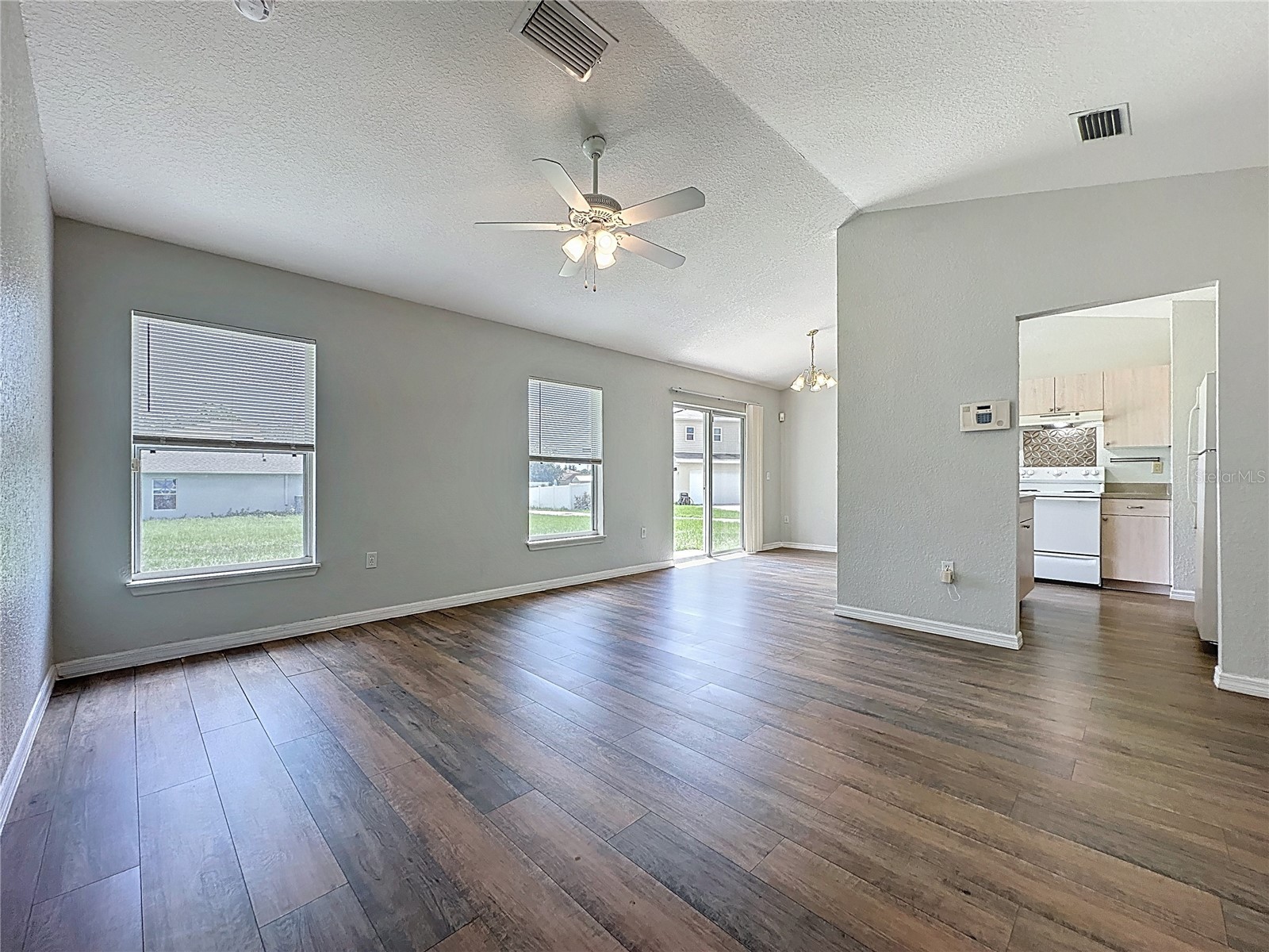 424 Danube Way Kissimmee FL 34759 S5154311 image5