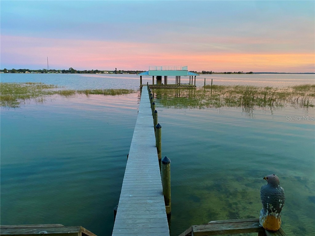 424 Lake Mirror Drive Lake Placid FL 33852 O6348952 image1