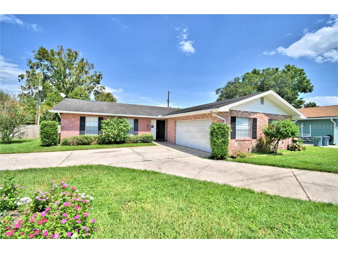 424 Lake Ned Road Winter Haven FL 33884 P4926679 image1