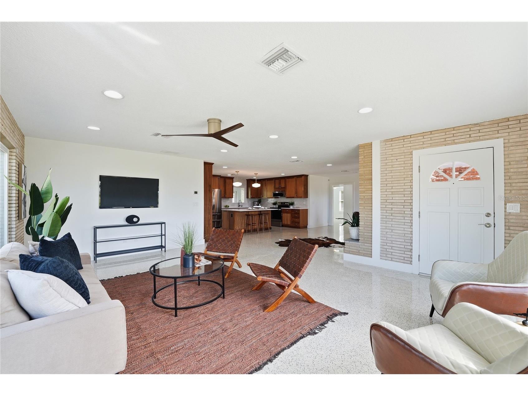 424 Lakeshore Boulevard Kissimmee FL 34741 - LAKE TOHOPEKALIGA O6418066 image8