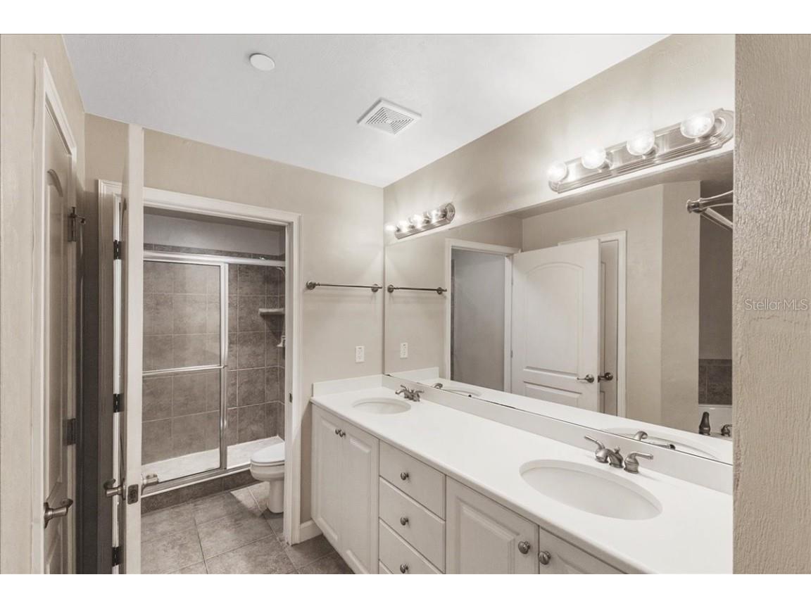 424 Luna Bella #432 New Smyrna Beach FL 32168 V4944450 image19