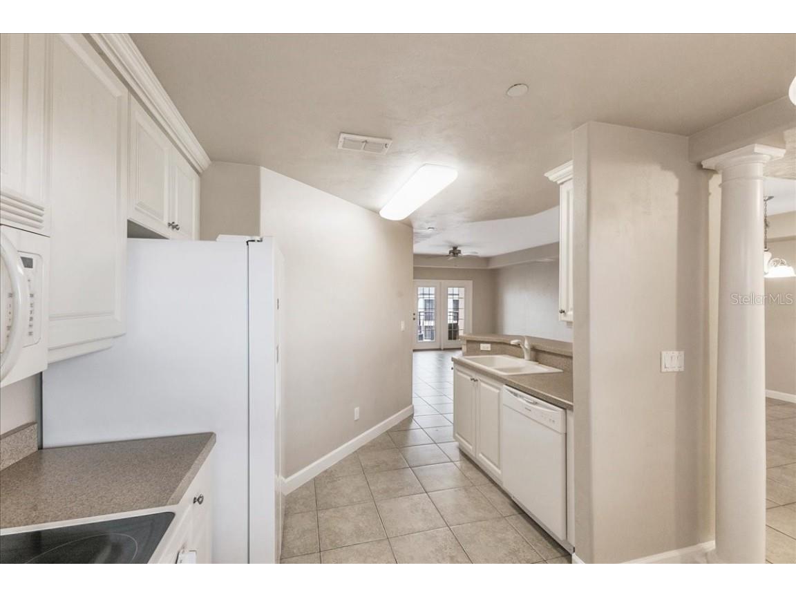 424 Luna Bella #432 New Smyrna Beach FL 32168 V4944450 image8