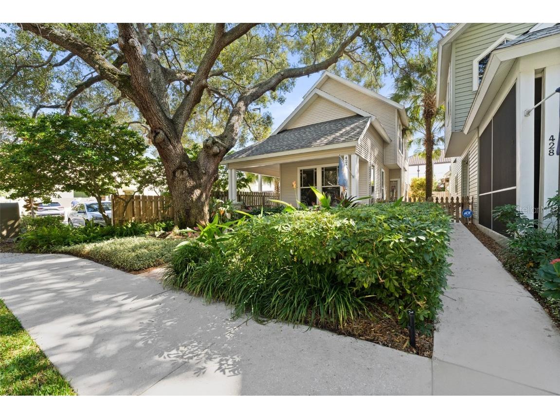 424 N 14th Avenue N Saint Petersburg FL 33701 T3497127 image1