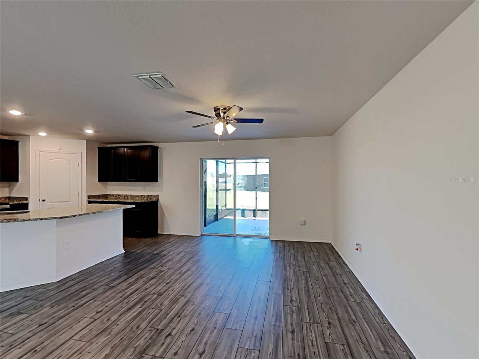 424 Ohio Lane Kissimmee FL 34759 TB8526656 image4
