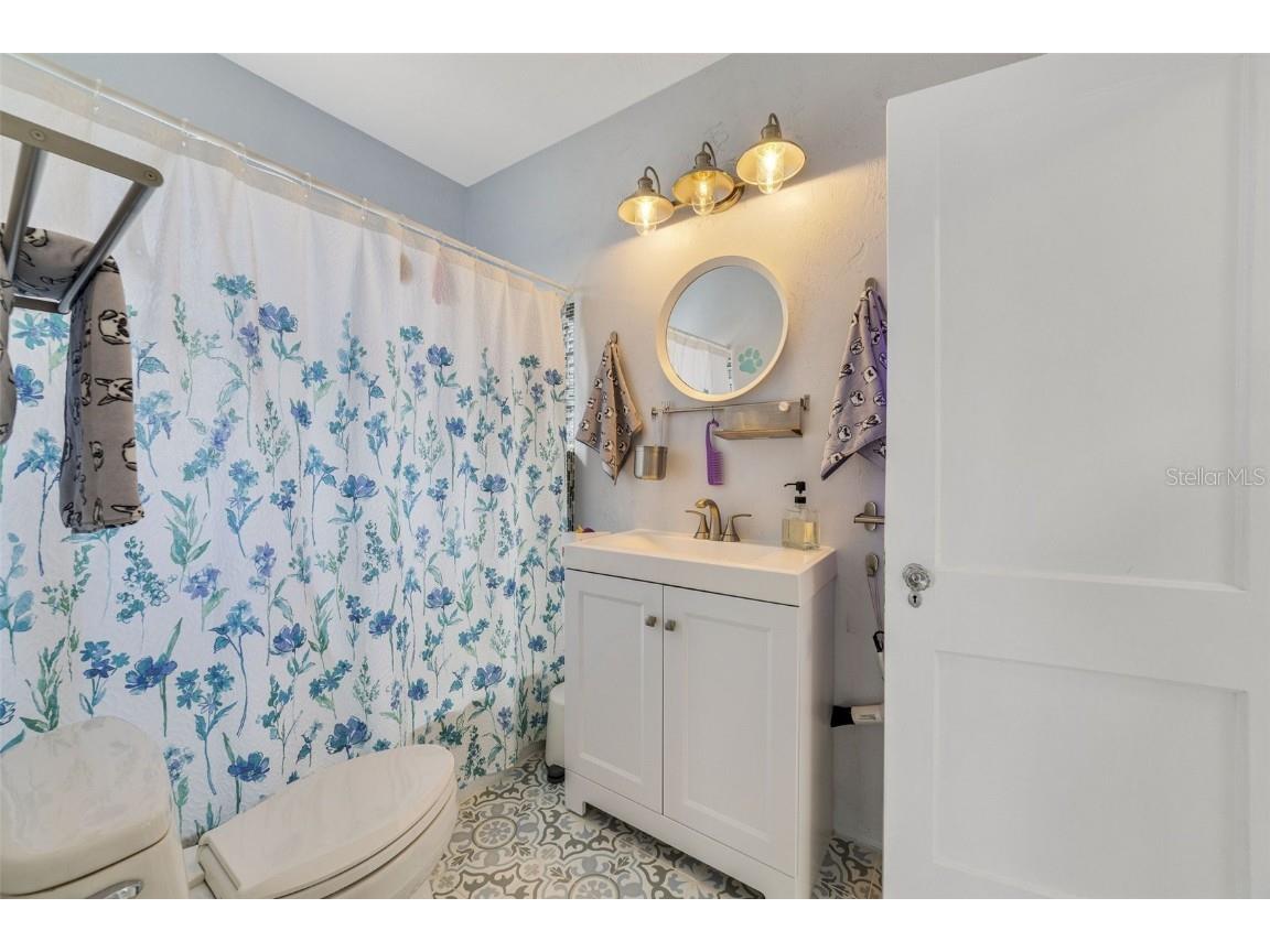 424 Pelican Avenue Daytona Beach FL 32118 O6247144 image10