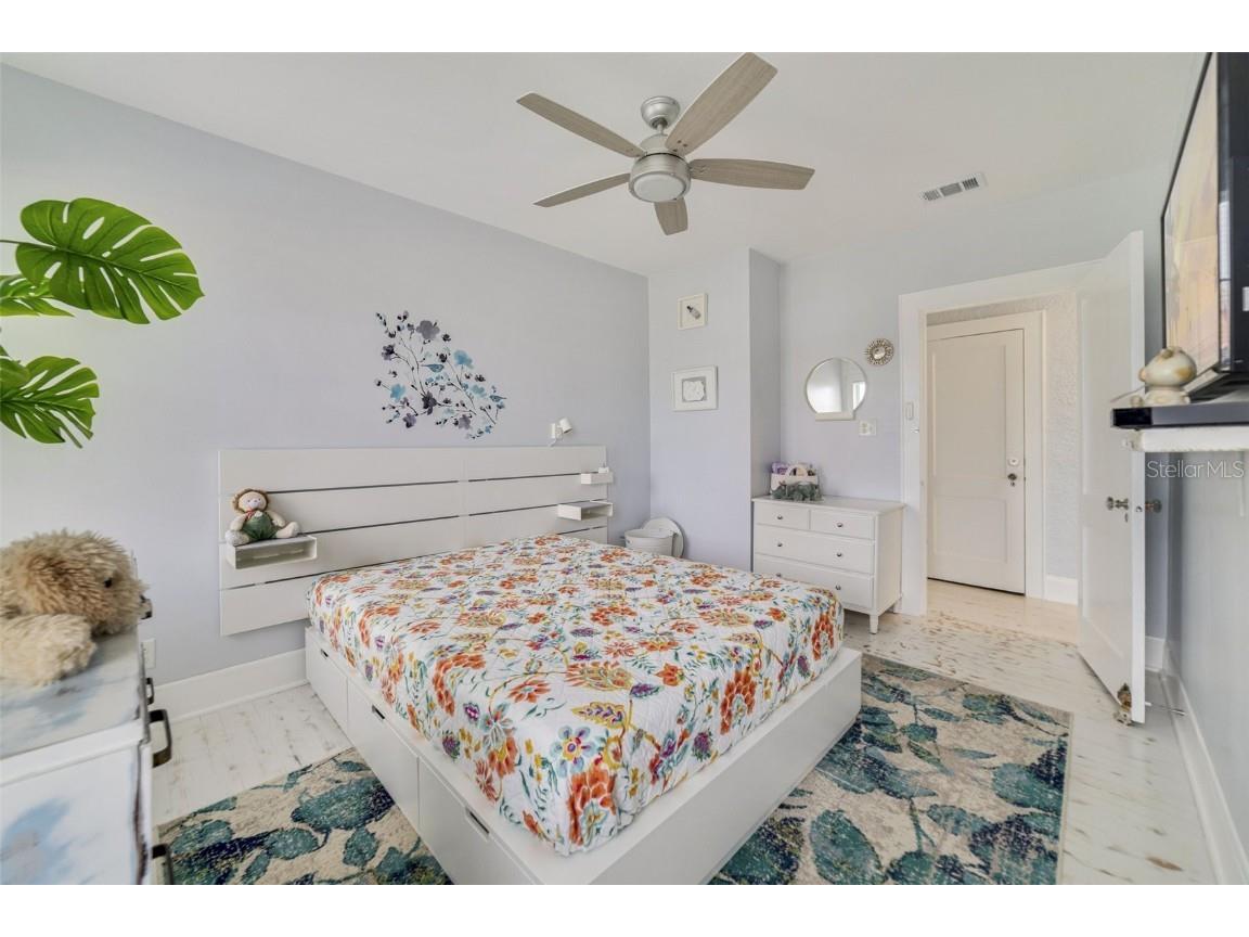 424 Pelican Avenue Daytona Beach FL 32118 O6247144 image12