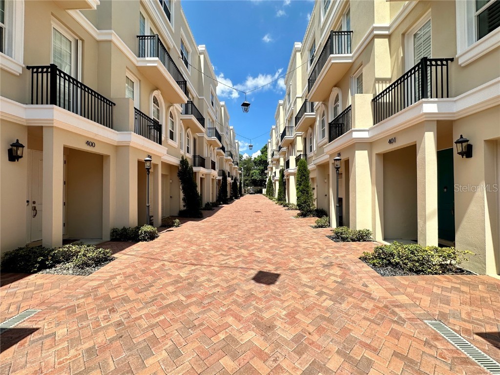 424 Regent Lane N Saint Petersburg FL 33701 U8213217 image1