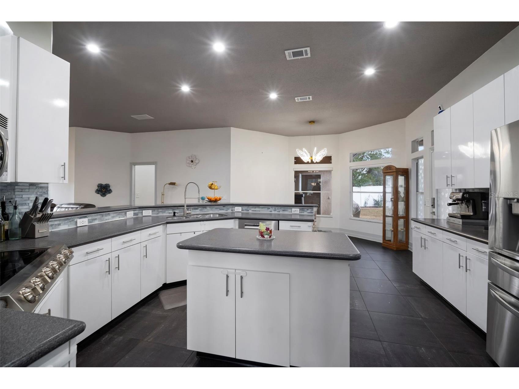 424 Summit Chase Drive Valrico FL 33594 TB8448937 image13