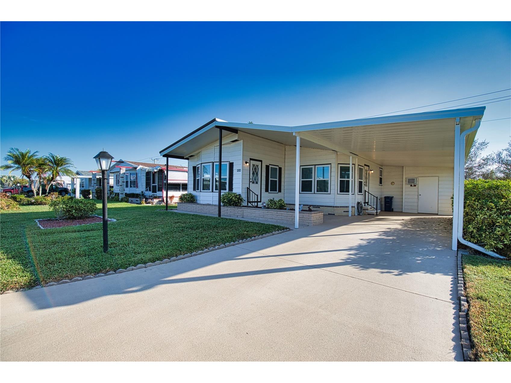 424 Tarde Logo Circle North Port FL 34287 TB8492886 image39