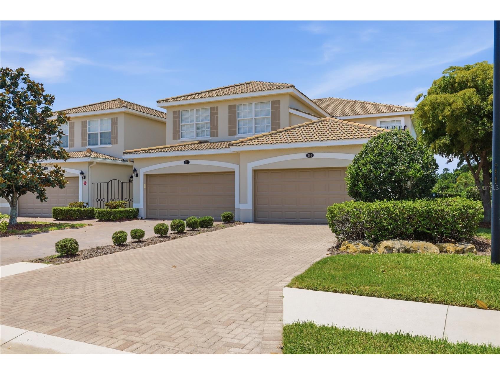 424 Winding Brook Lane #104 Bradenton FL 34212 A4691585 image1