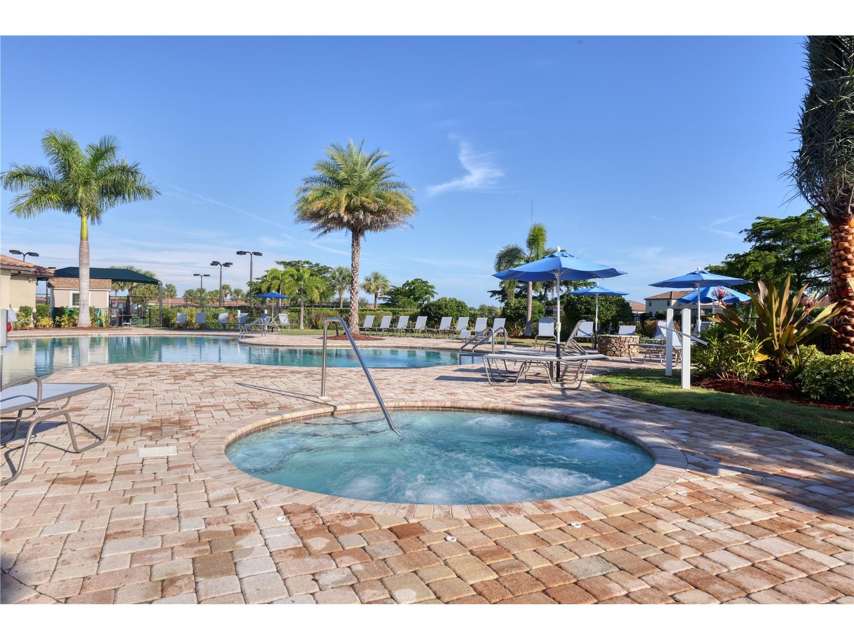 424 Winding Brook Lane #104 Bradenton FL 34212 A4691585 image47