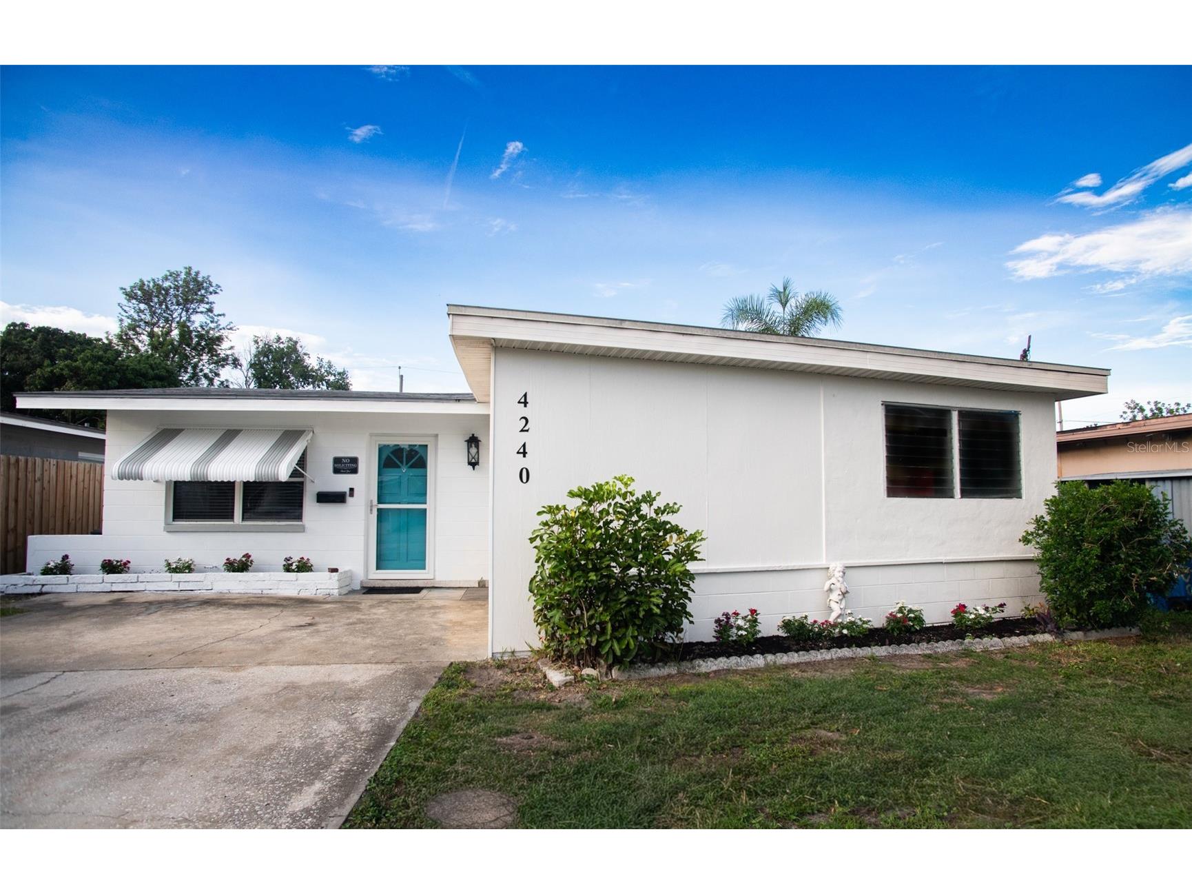 4240 69th Avenue N Pinellas Park FL 33781 W7887399 image1