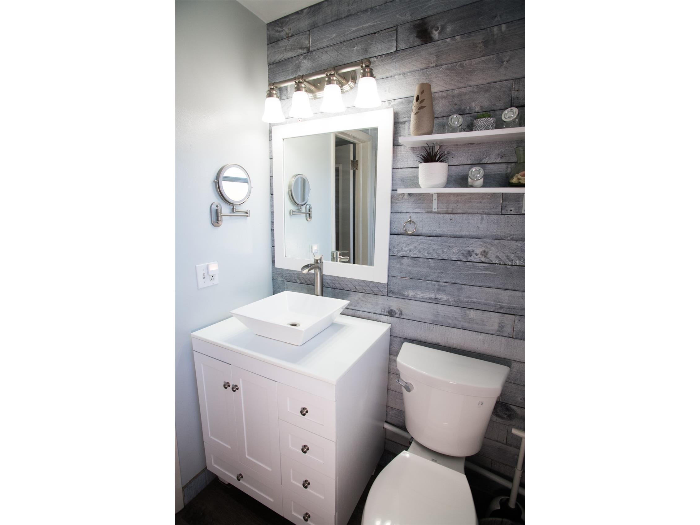 4240 69th Avenue N Pinellas Park FL 33781 W7887399 image25