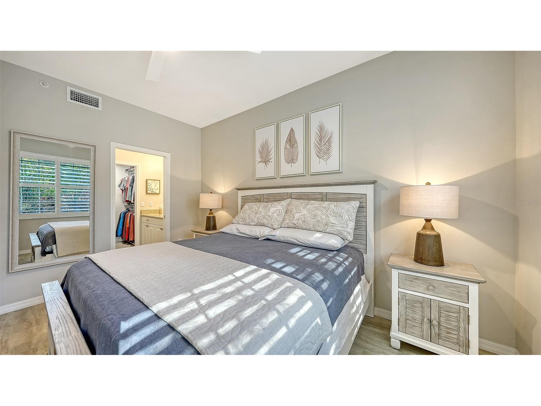 4240 Breezeway Boulevard #310 Sarasota FL 34238 A4679063 image25