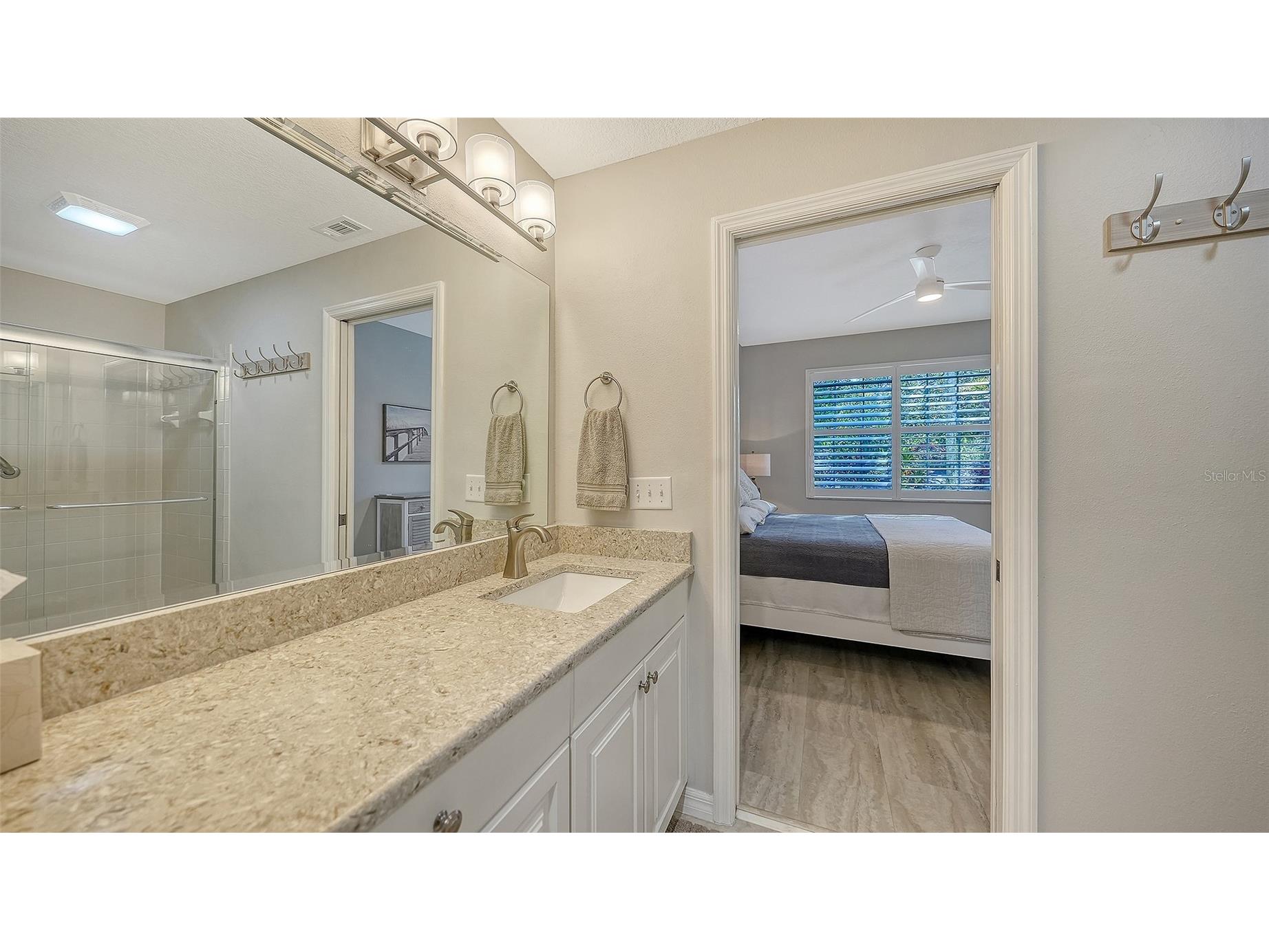 4240 Breezeway Boulevard #310 Sarasota FL 34238 A4679063 image30