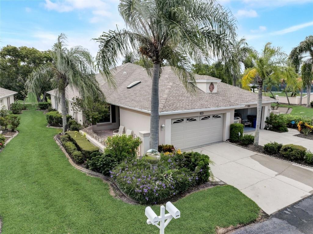 4240 Caddie Dr E Drive Bradenton FL 34203 A4583646 image1