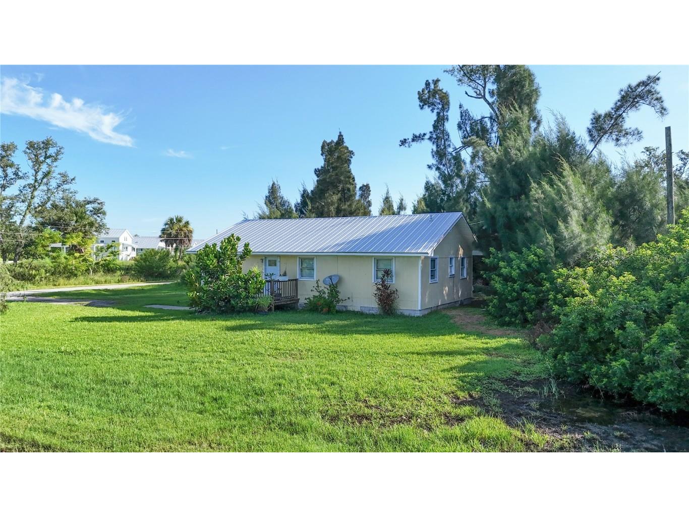 4240 Commercial Street Port Charlotte FL 33953 C7513445 image1