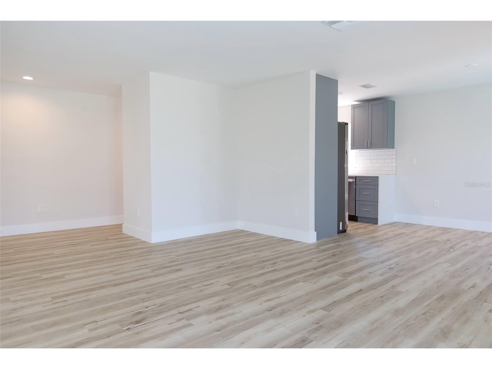 4240 Floramar Terrace New Port Richey FL 34652 W7885097 image23