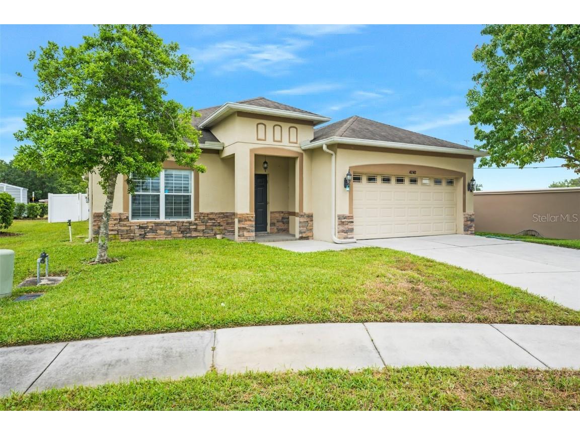 4240 Hawksley Place Wesley Chapel FL 33545 W7853959 image1
