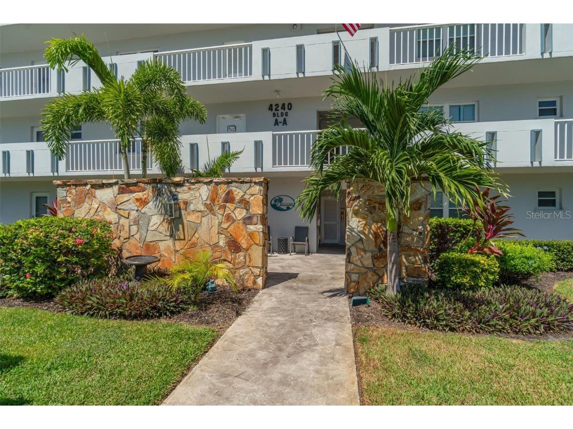 4240 Ironwood Circle #302A-A Bradenton FL 34209 A4665907 image4