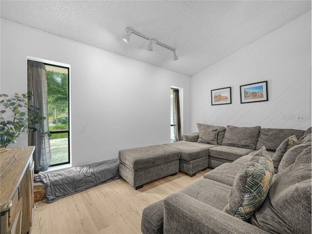 4240 Old Colony Road Mulberry FL 33860 P4936208 image11