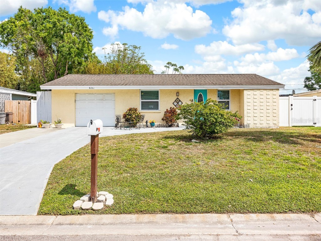 4241 Deerfield Drive Sarasota FL 34233 N6126518 image1