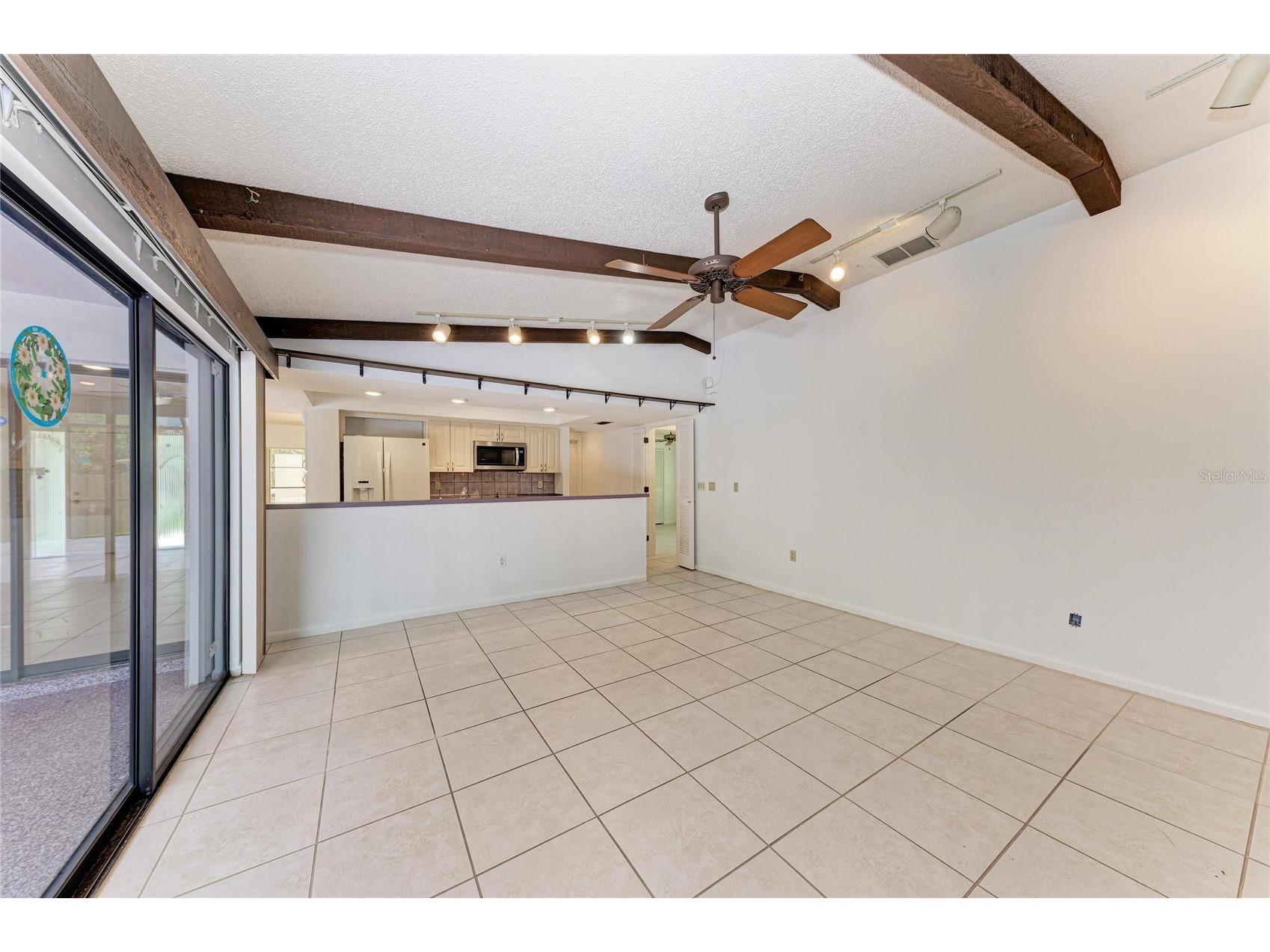 4242 Dryden Circle Sarasota FL 34241 A4696289 image14