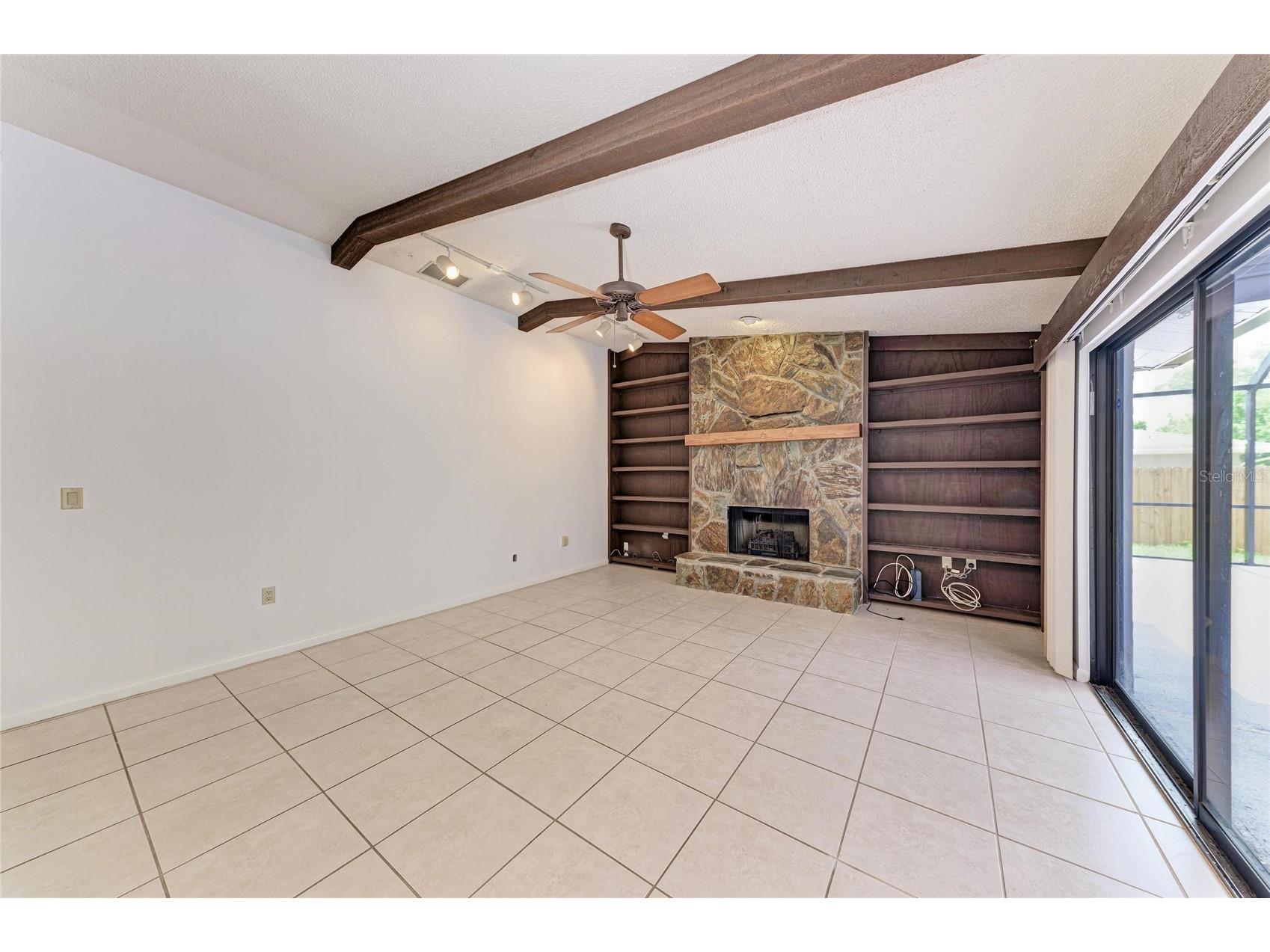 4242 Dryden Circle Sarasota FL 34241 A4696289 image15