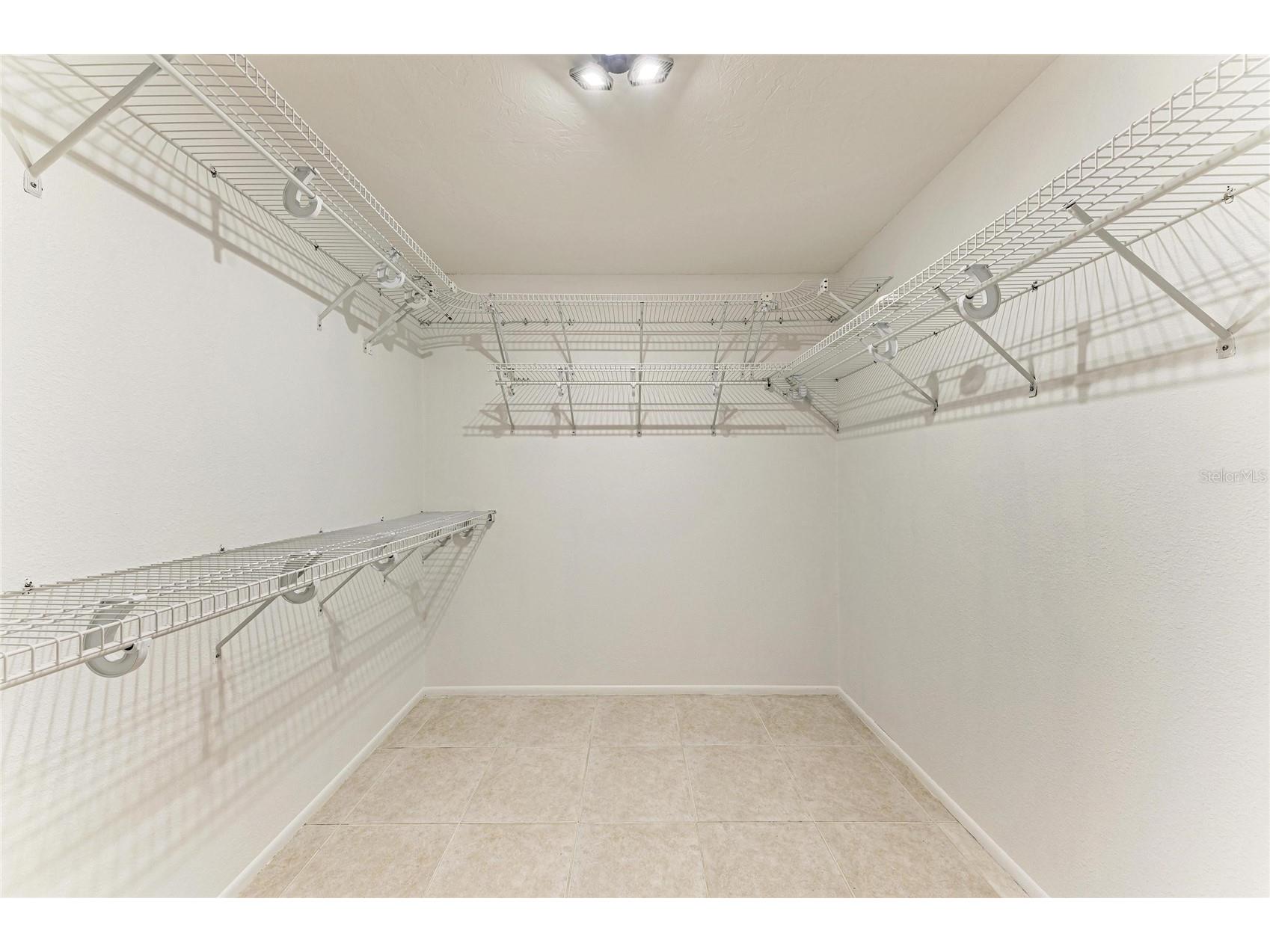 4242 Dryden Circle Sarasota FL 34241 A4696289 image34
