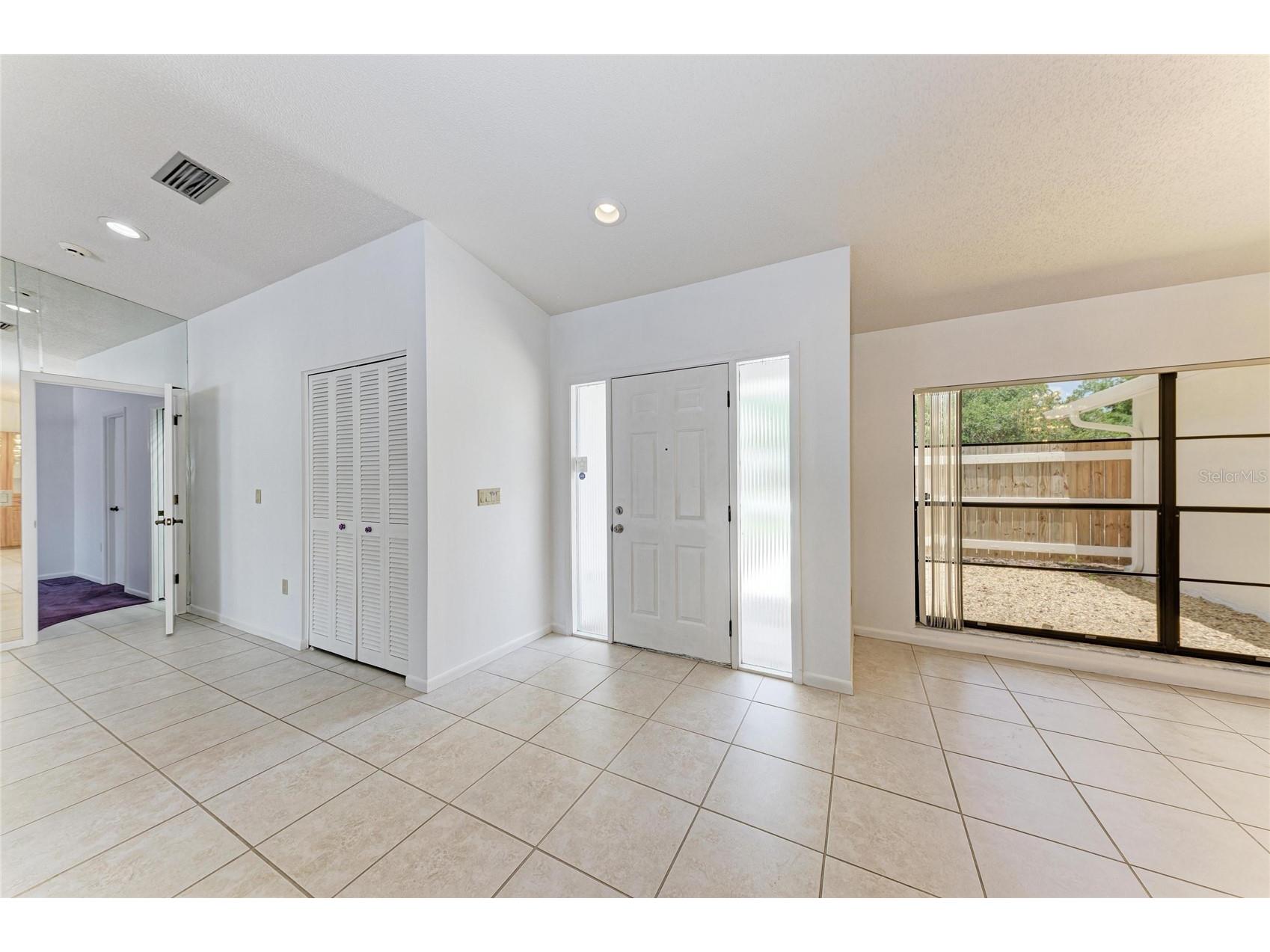 4242 Dryden Circle Sarasota FL 34241 A4696289 image7