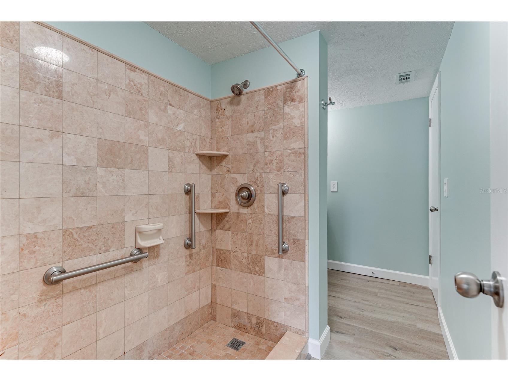 4242 Heron Way #B323 Bradenton FL 34205 A4675216 image4